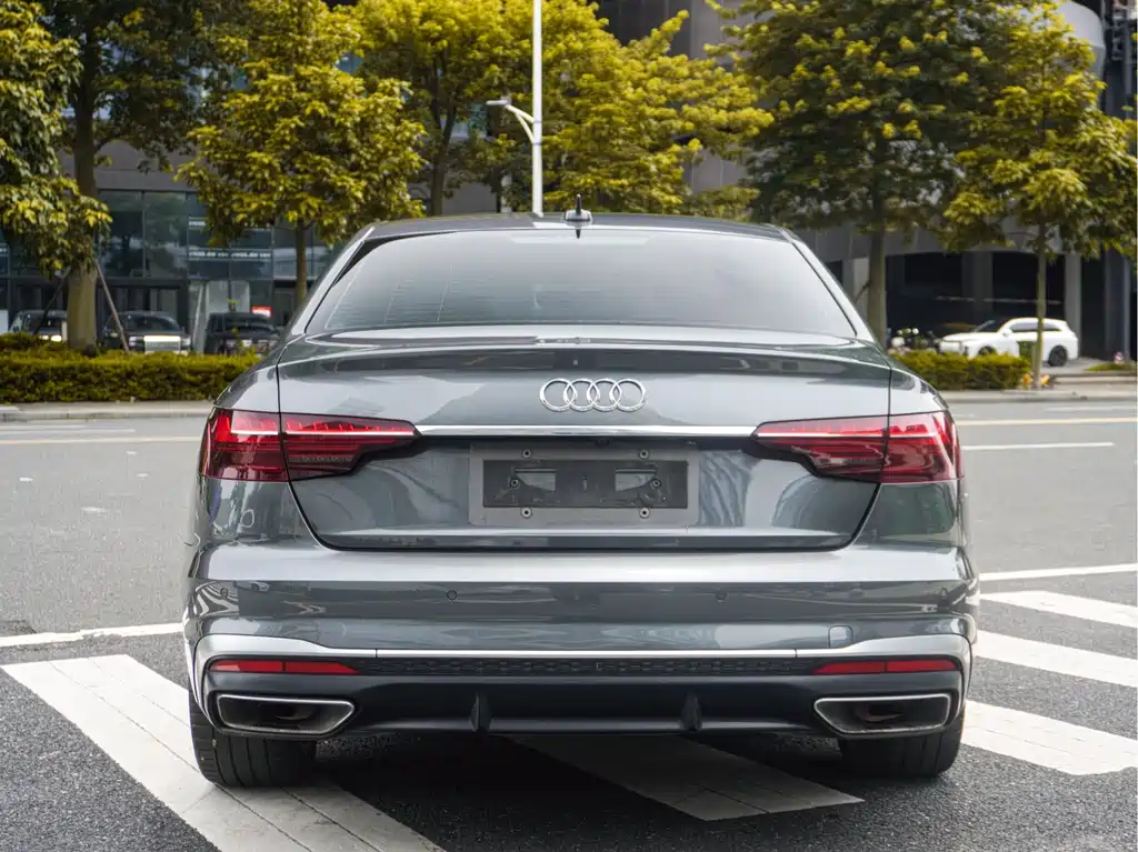 Audi A4L 2020 40 TFSI Luxury Dynamic Edition