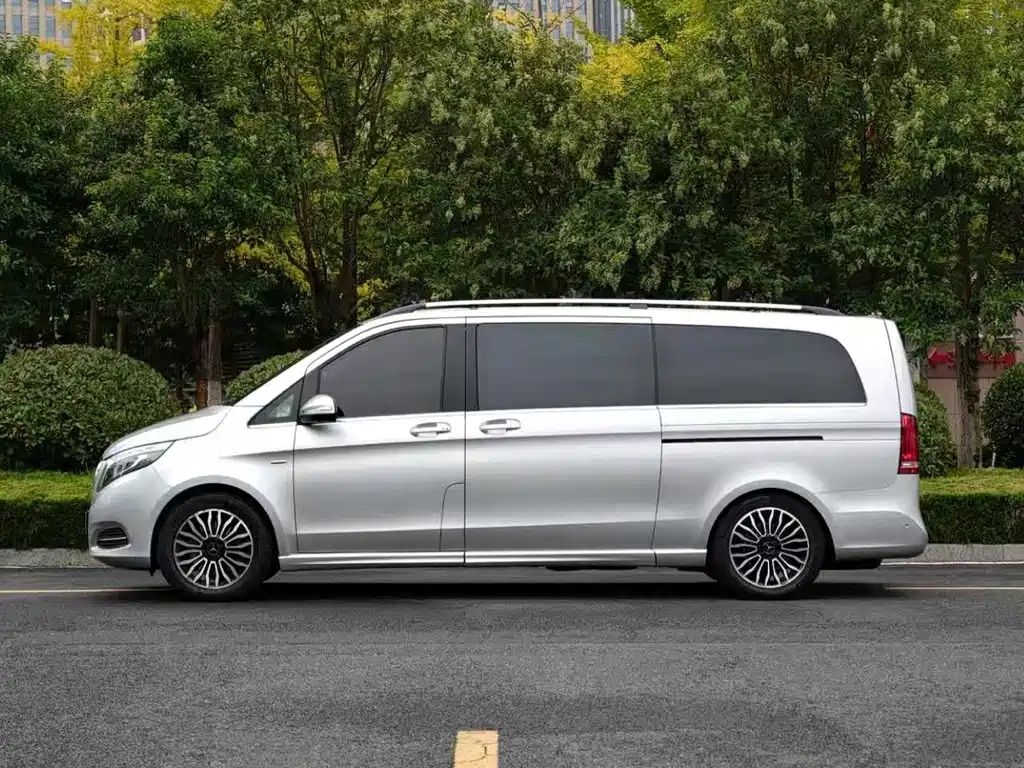 Mercedes-Benz V-Class 2017 260 L尊贵加长版