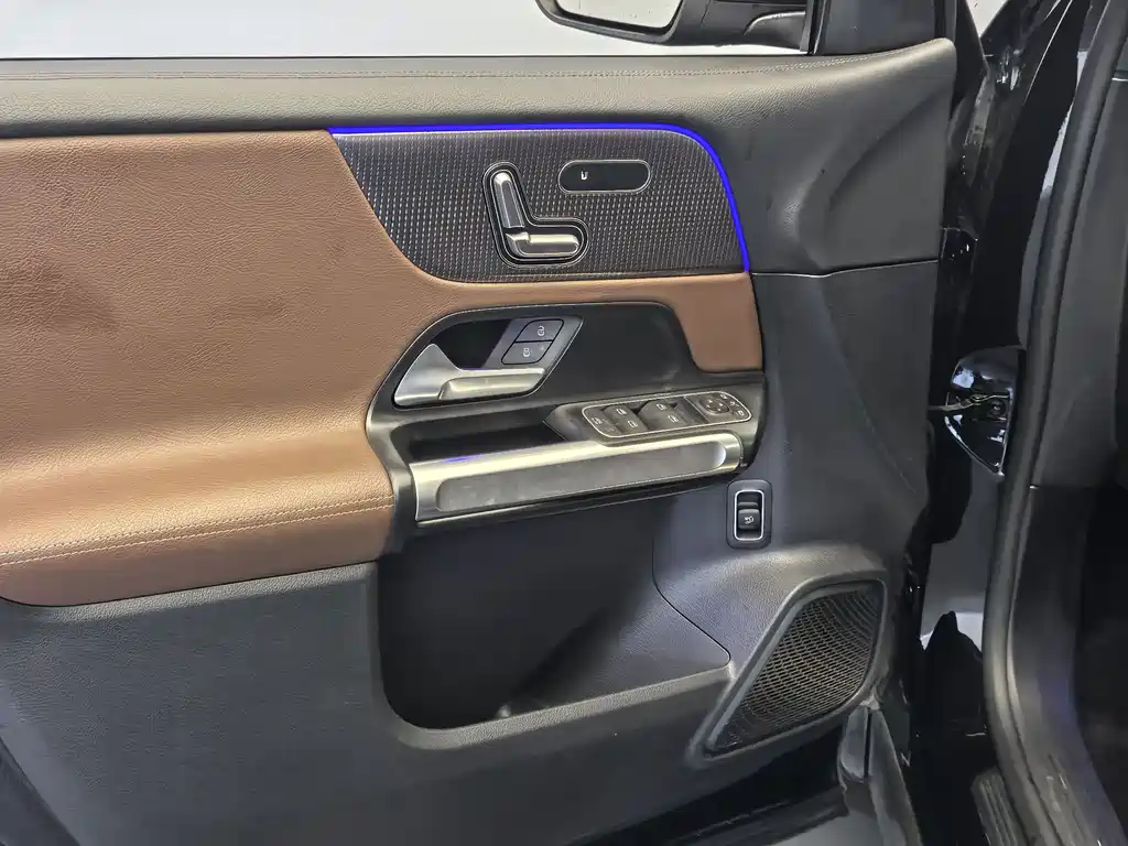 Mercedes-Benz GLB 2023 200 Trendline