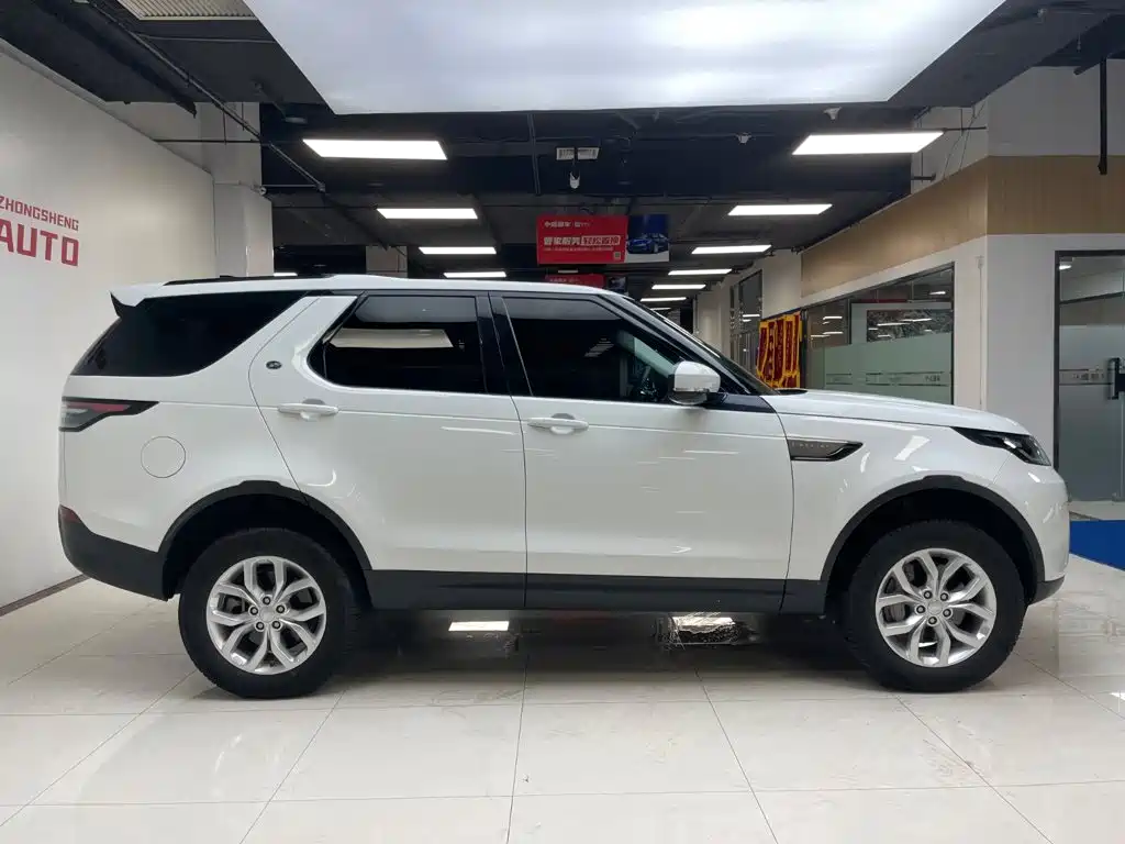 Discovery 2020 3.0 SC V6 SE
