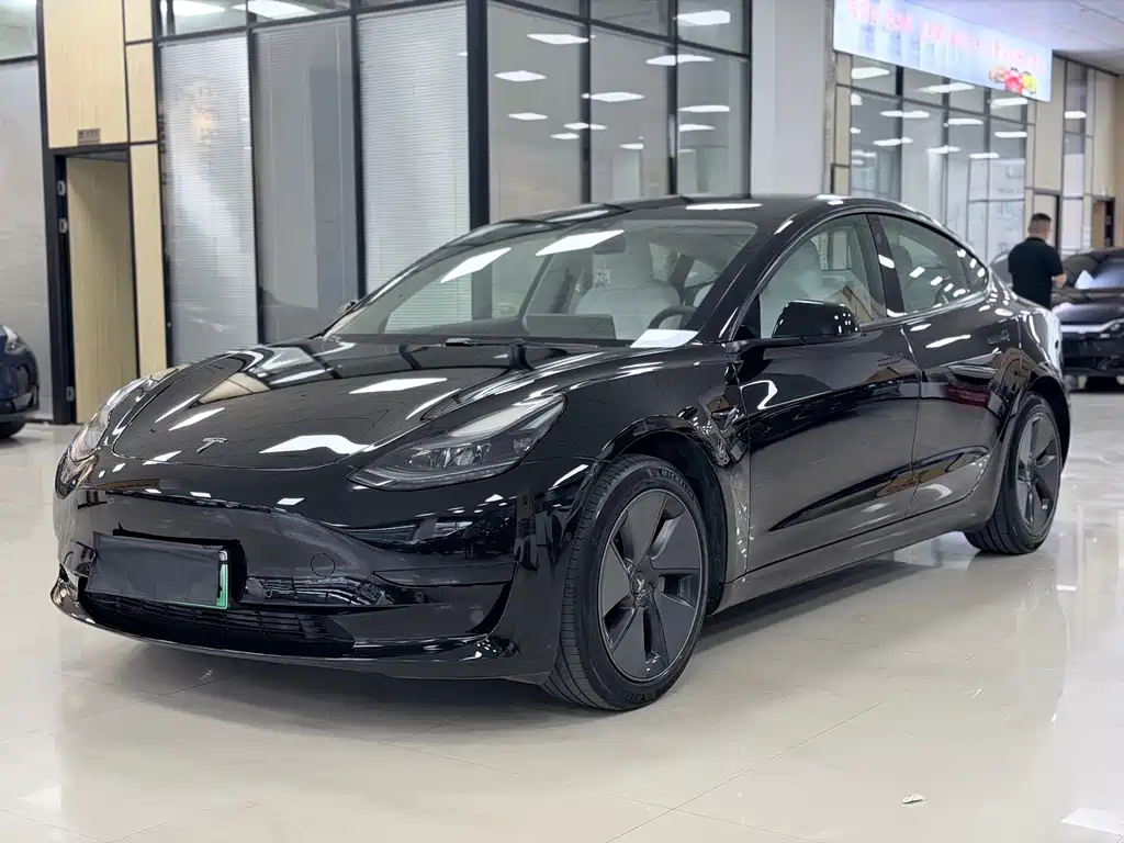 Model 3 Rear-Wheel Drive 2022