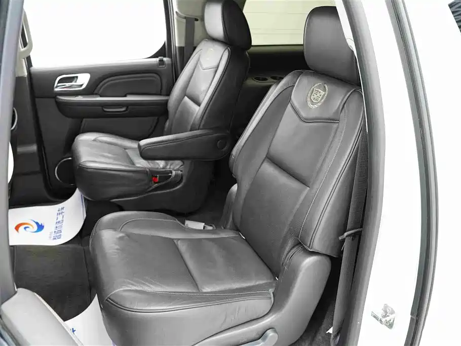 Escalade ESV Platinum Extended Length 2013