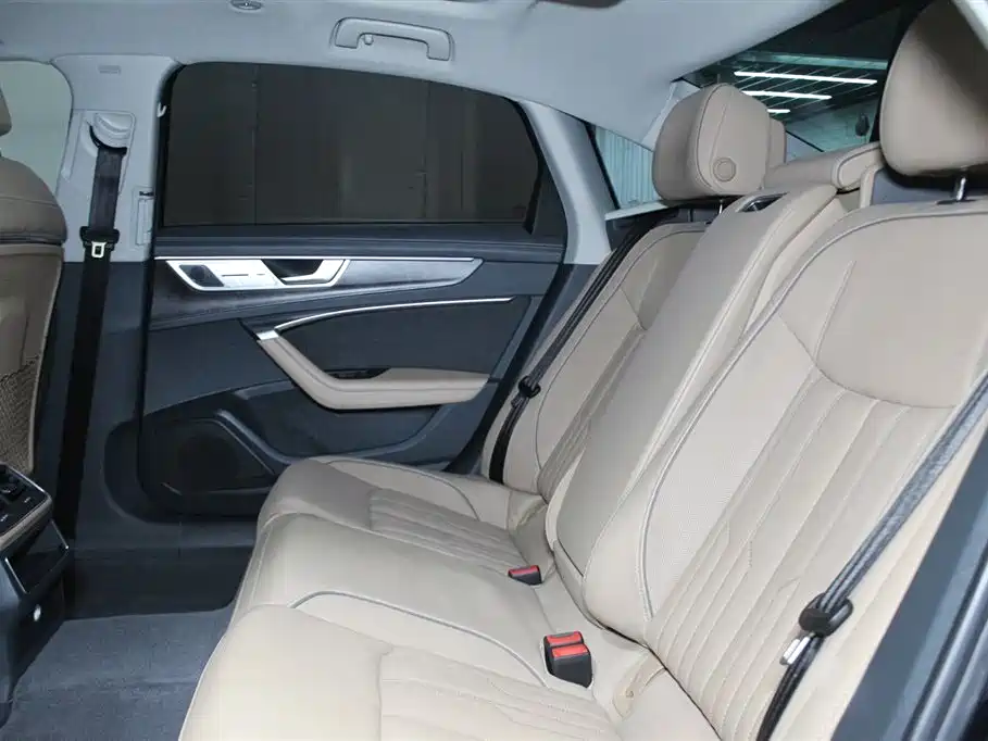 Audi A6L 2022 55 TFSI quattro Premium Line