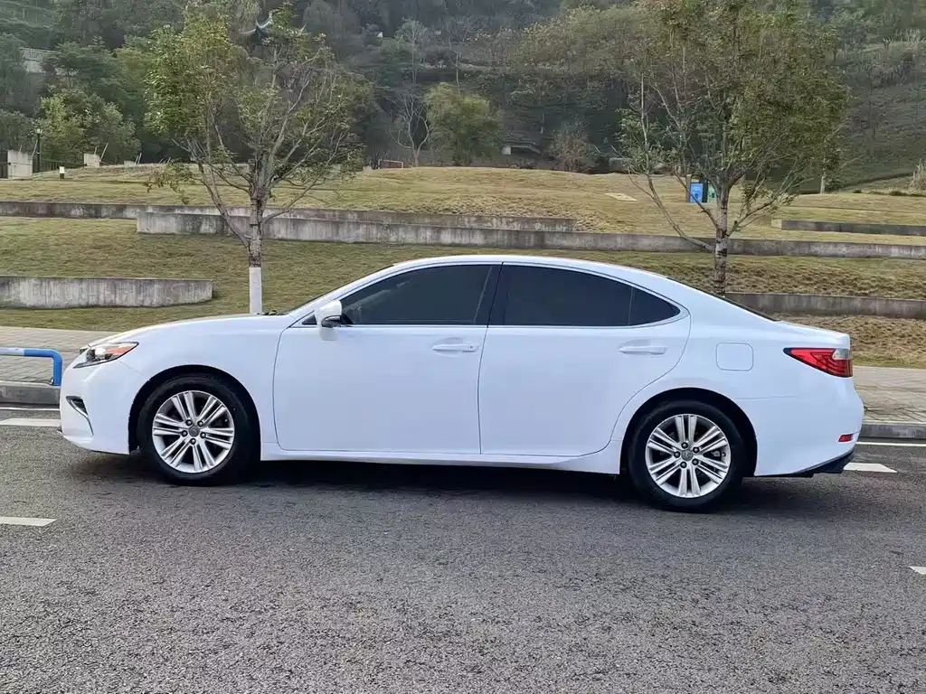 Lexus ES 2014 250 Elite Edition