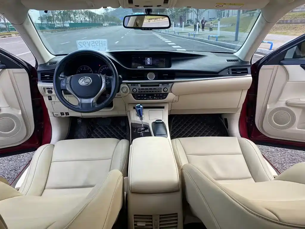 Lexus ES 2014 250 Elite Edition