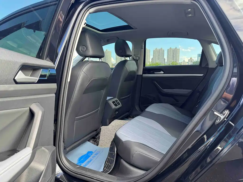 Lingyi 2023 Model 1.5L Automatic Five Million Edition
