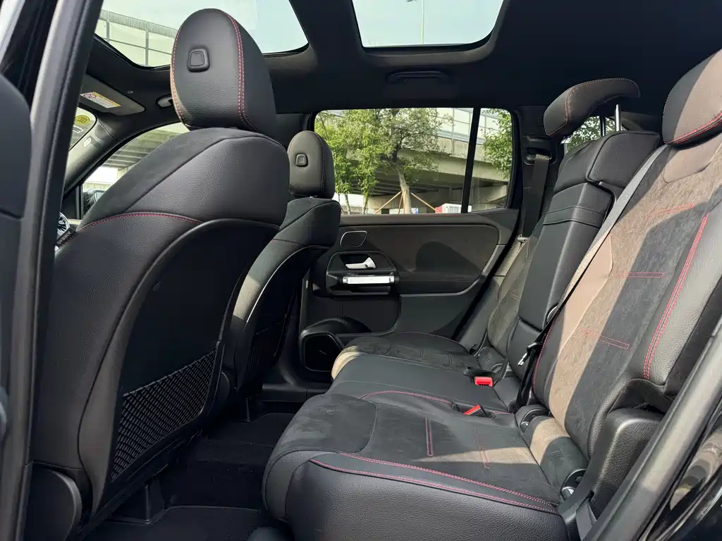 Mercedes GLB AMG 2026 35 4MATIC