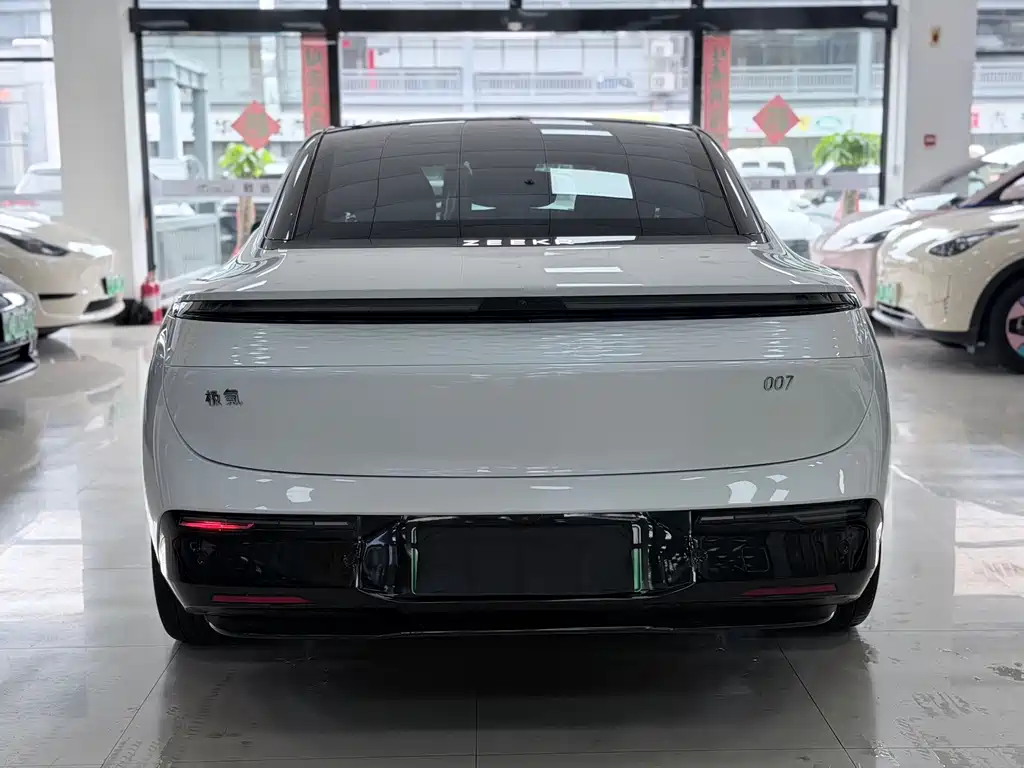Jizhe 007 2024 Model Rear-wheel Drive 100kWh