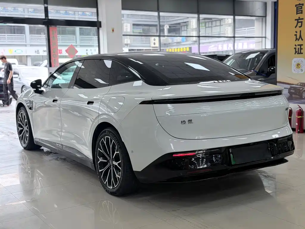 Jizhe 007 2024 Model Rear-wheel Drive 100kWh