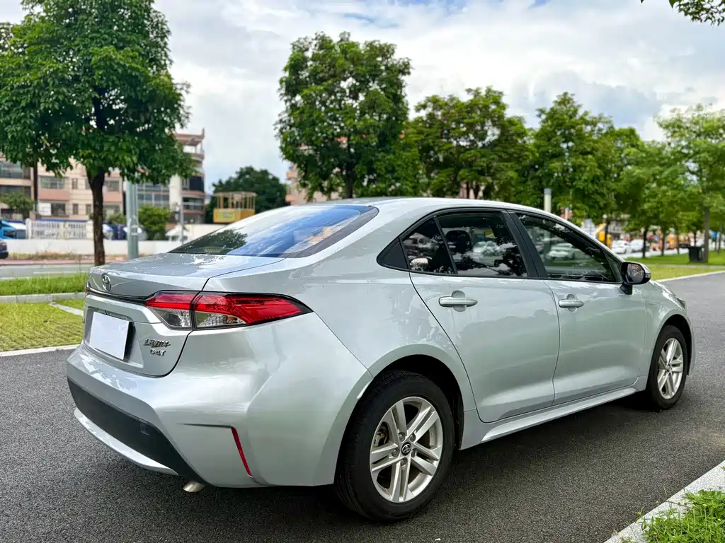 Leon 2019 185T CVT Advance Edition National V
