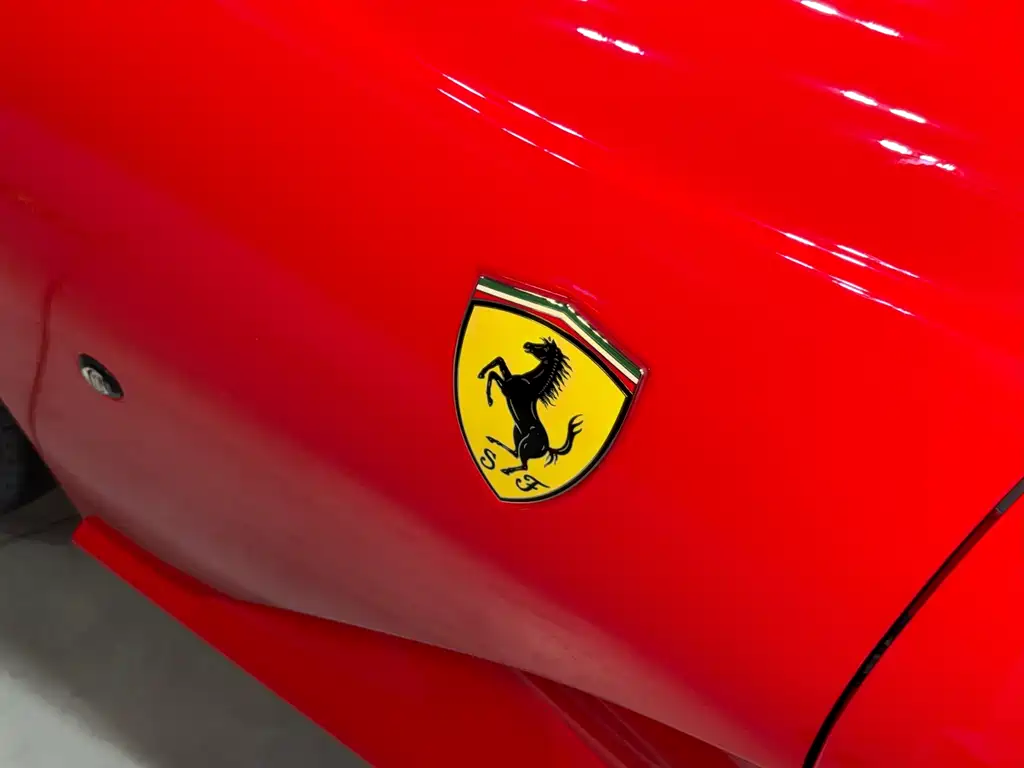 Ferrari 812 GTS 2020款