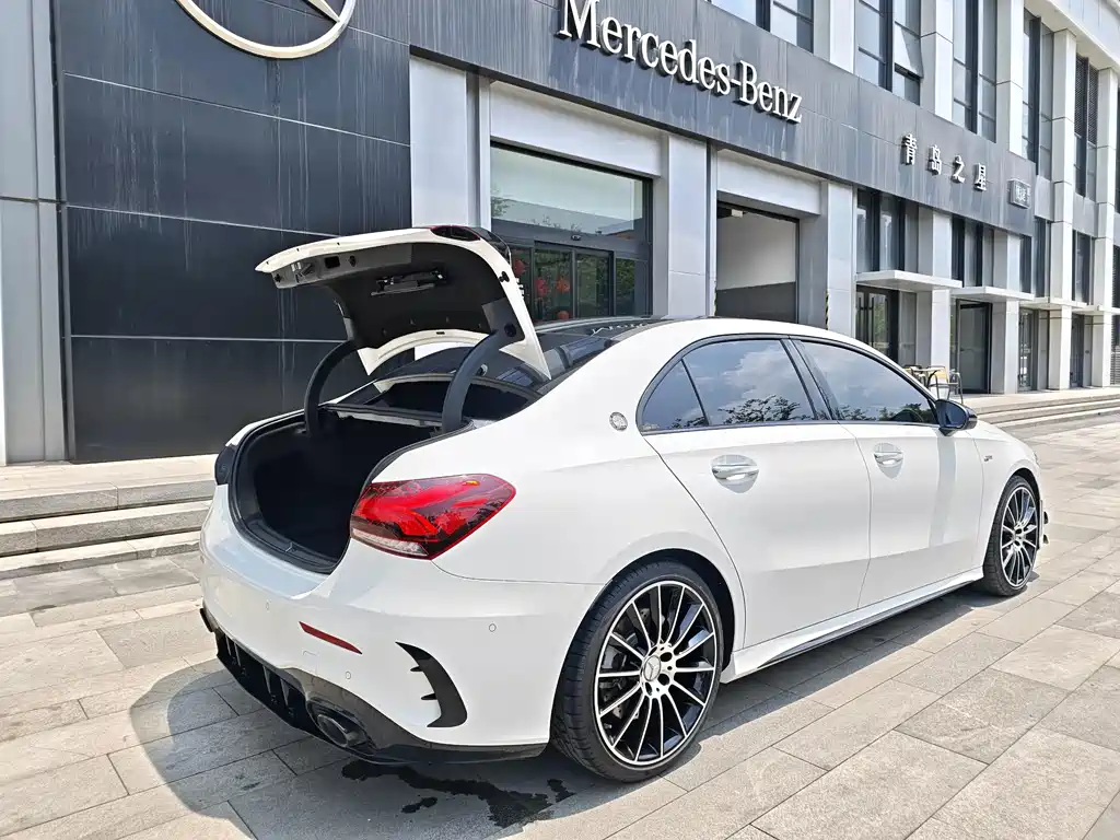 Mercedes-Benz A-Class AMG 2023 4MATIC A 35 L