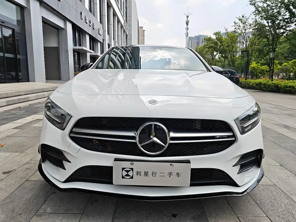 Mercedes-Benz A-Class AMG 2023 4MATIC A 35 L