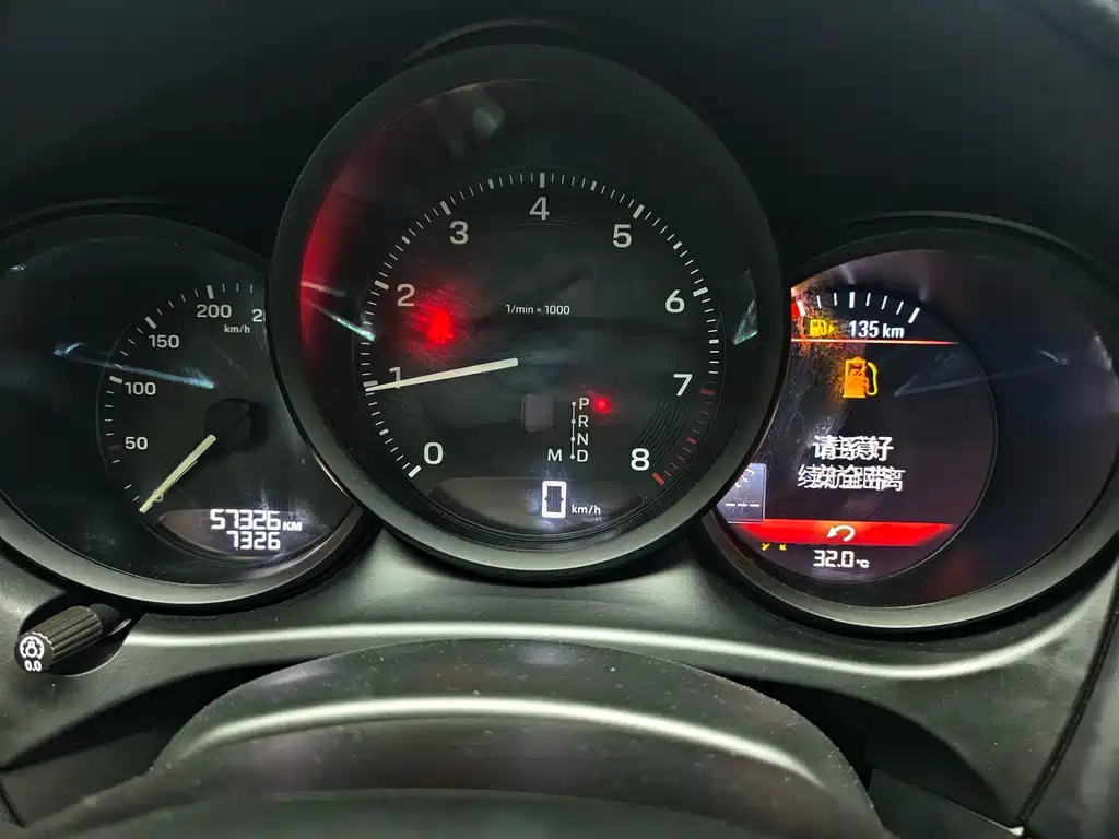 Macan 2022 2.0T