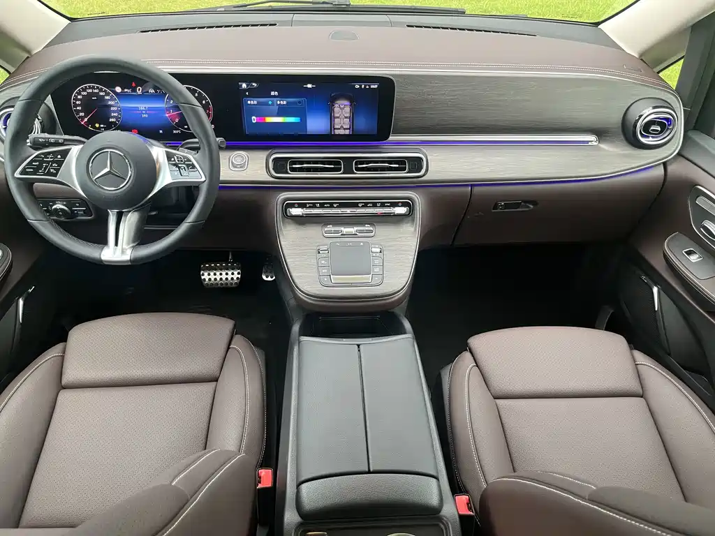 Mercedes-Benz V-Class 2024 300 L Long Wheelbase Prestige Edition