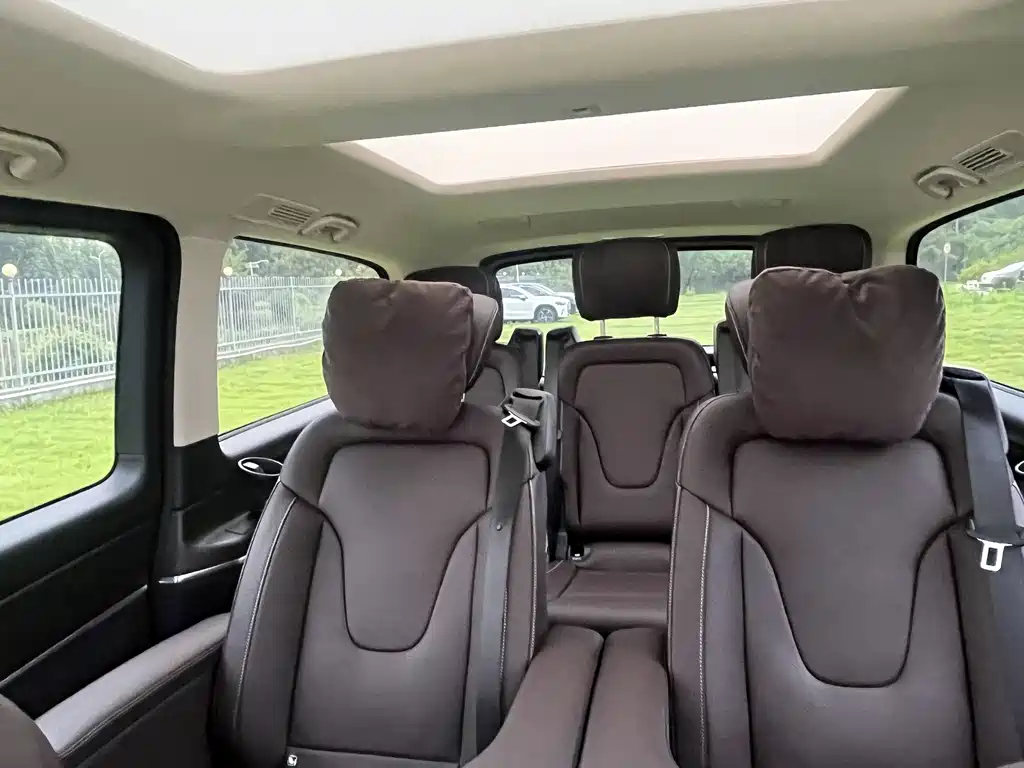 Mercedes-Benz V-Class 2024 300 L Long Wheelbase Prestige Edition