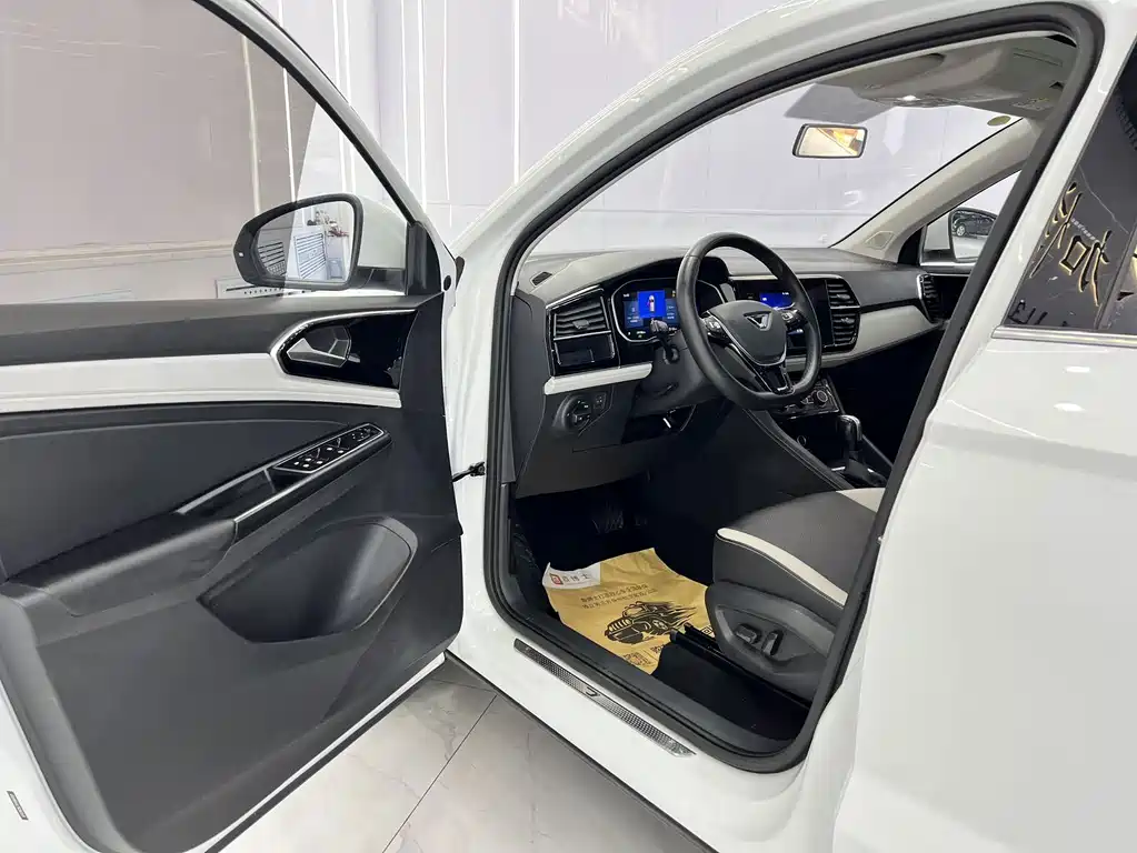 Volkswagen VS7 2022 1.4T Automatic Advance Pro Edition