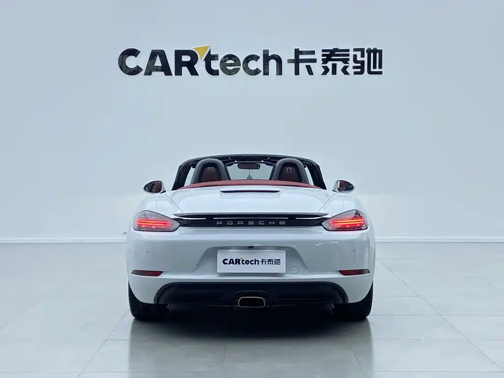 Porsche 718 Boxster 2.0T 2022 Model