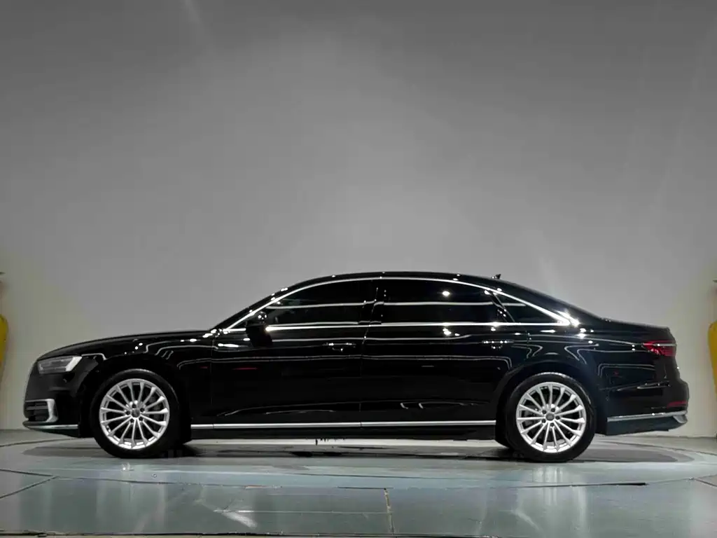 Audi A8 2018 model A8L 55 TFSI quattro Edition尊享型