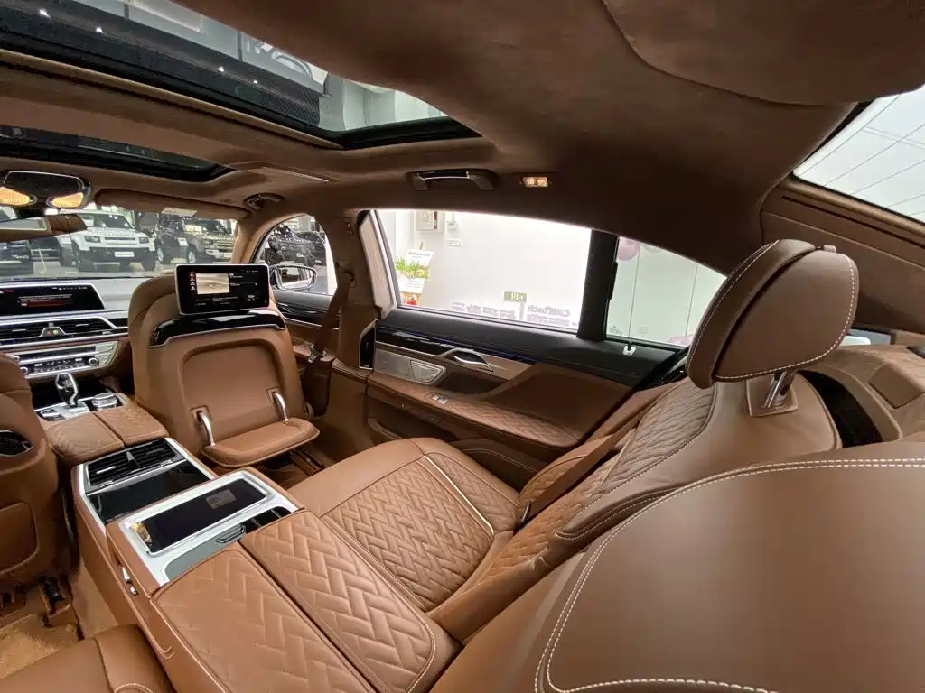 BMW 7 Series 2021 740Li xDrive Executive M Sport Package