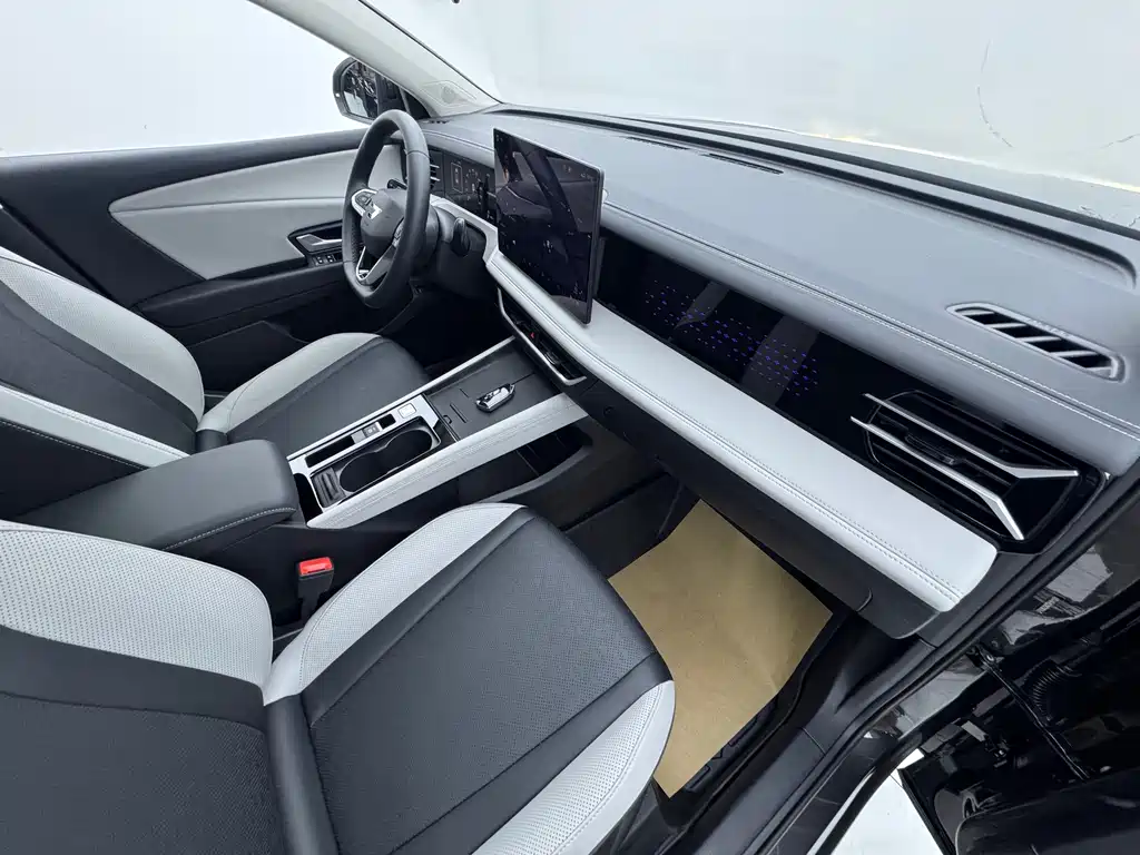 VS8 2026 280TSI Automatic Prestige Edition