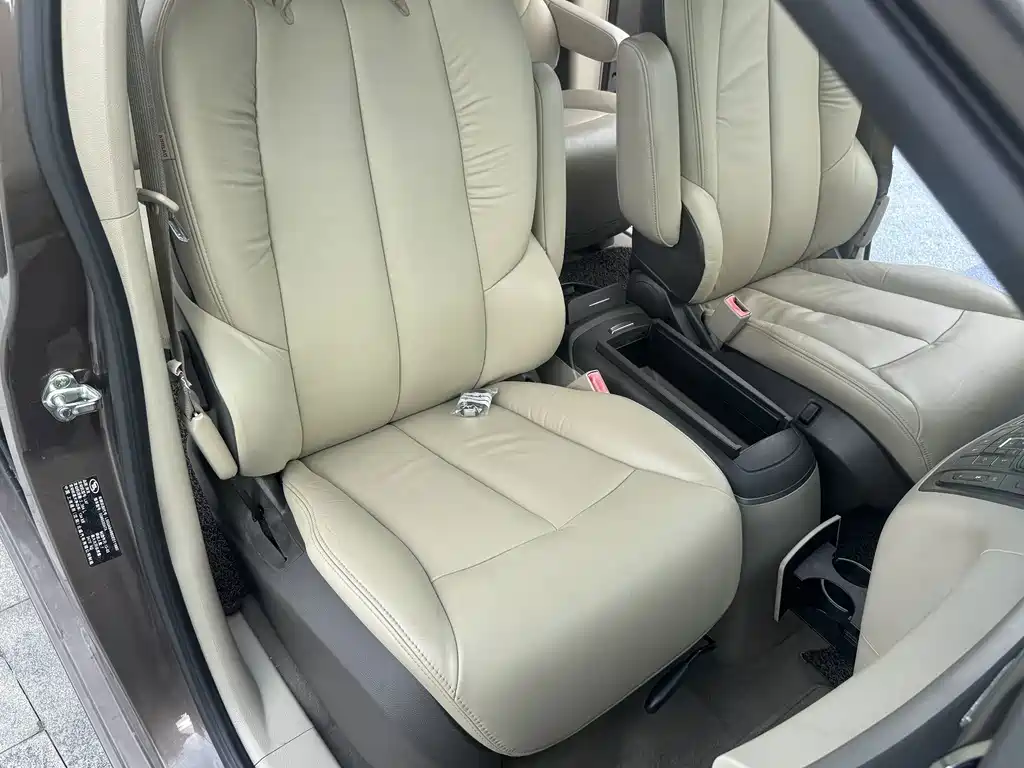 Buick GL8 2013 2.4L LT Luxury Business Executive Edition