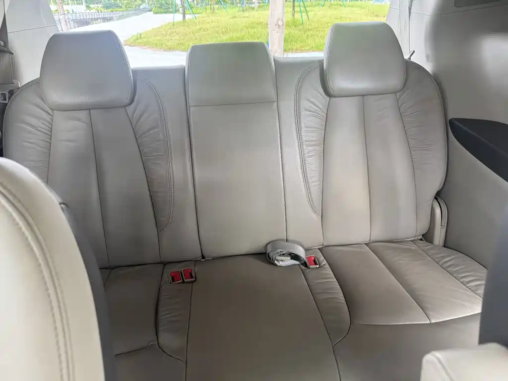 Buick GL8 2013 2.4L LT Luxury Business Executive Edition