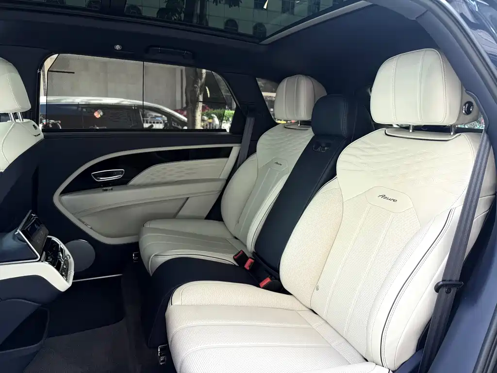 Range Rover 2023 4.0T V8 Long Wheelbase Autobiography Edition