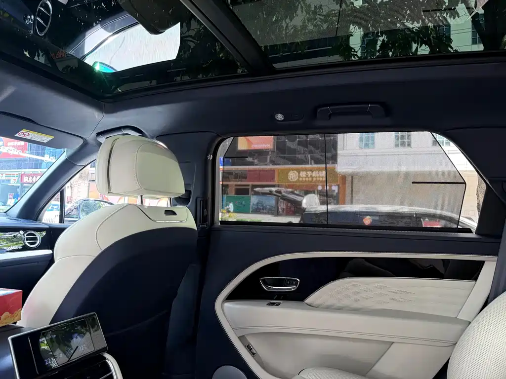 Range Rover 2023 4.0T V8 Long Wheelbase Autobiography Edition