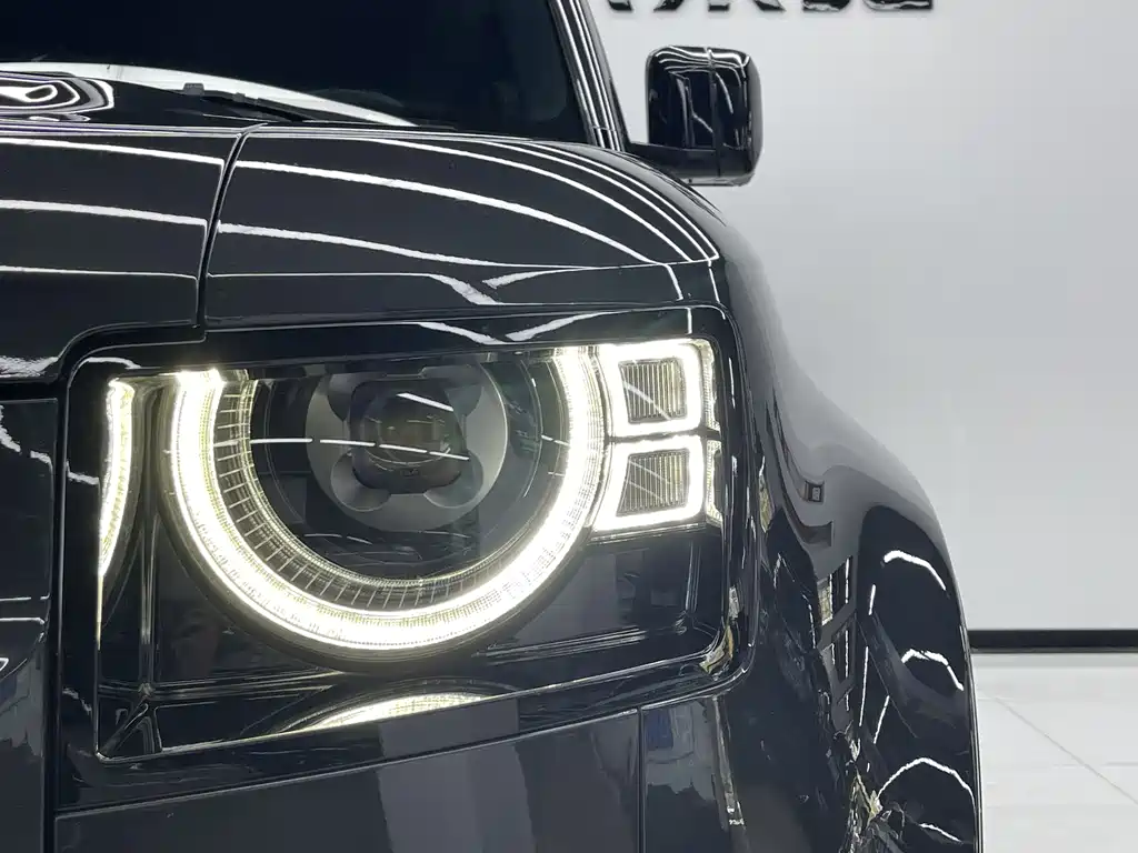 Land Rover Defender 2022 110 P400 X-DYNAMIC HSE