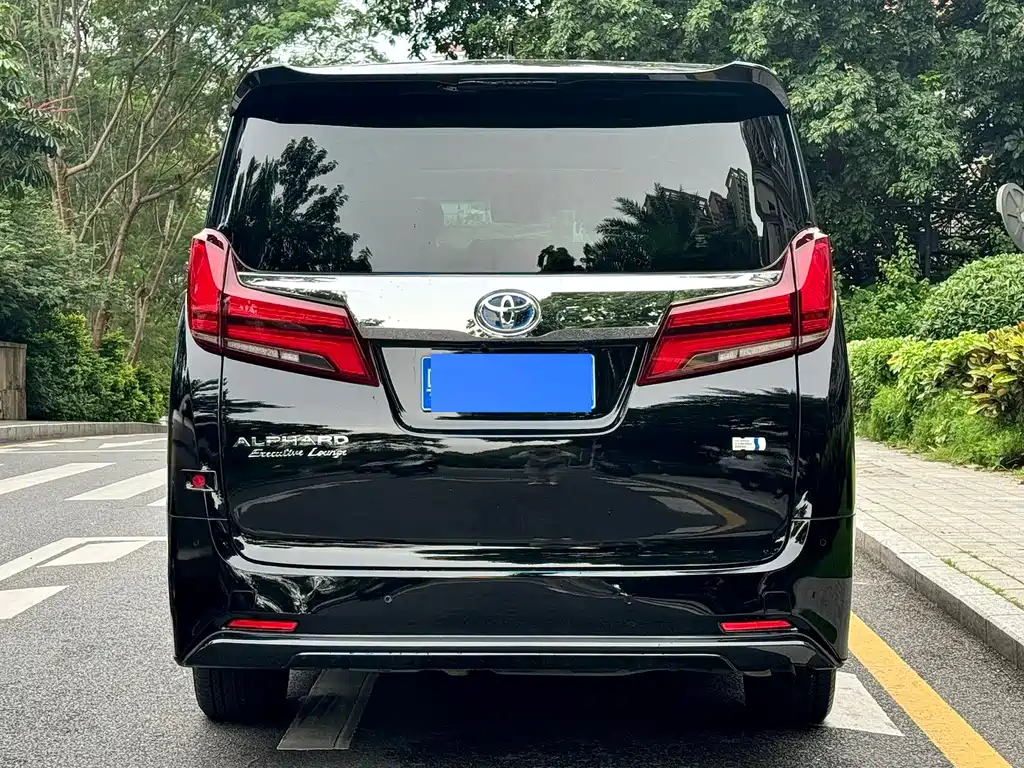 Alphard 2021款 Hybrid 2.5L Prestige Edition