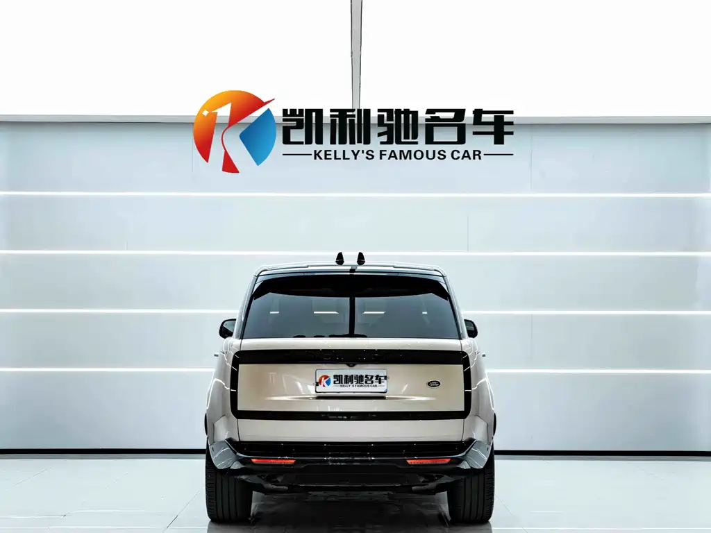 Range Rover 2023 3.0 L6 400PS Grand Edition