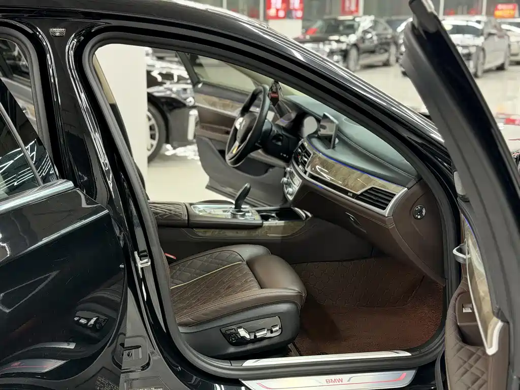 BMW 7 Series 2019 Model Year Facelift 740Li Leading Edition Luxury Package