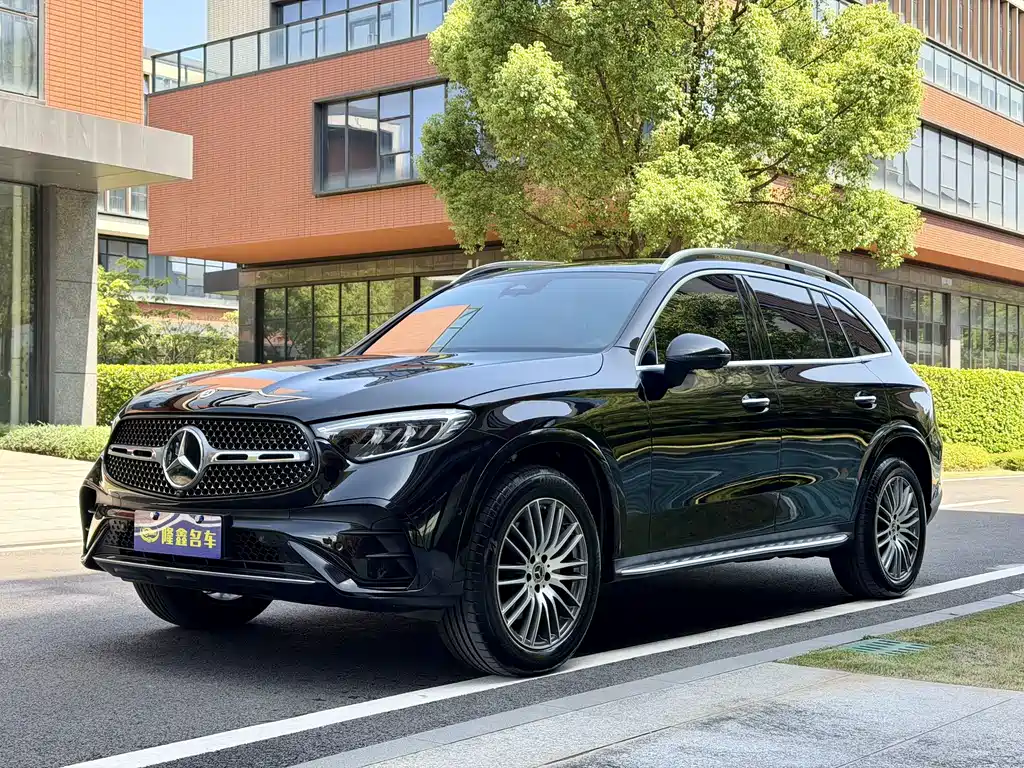 Mercedes-Benz GLC 300 L 4MATIC Dynamic Edition 5-seater