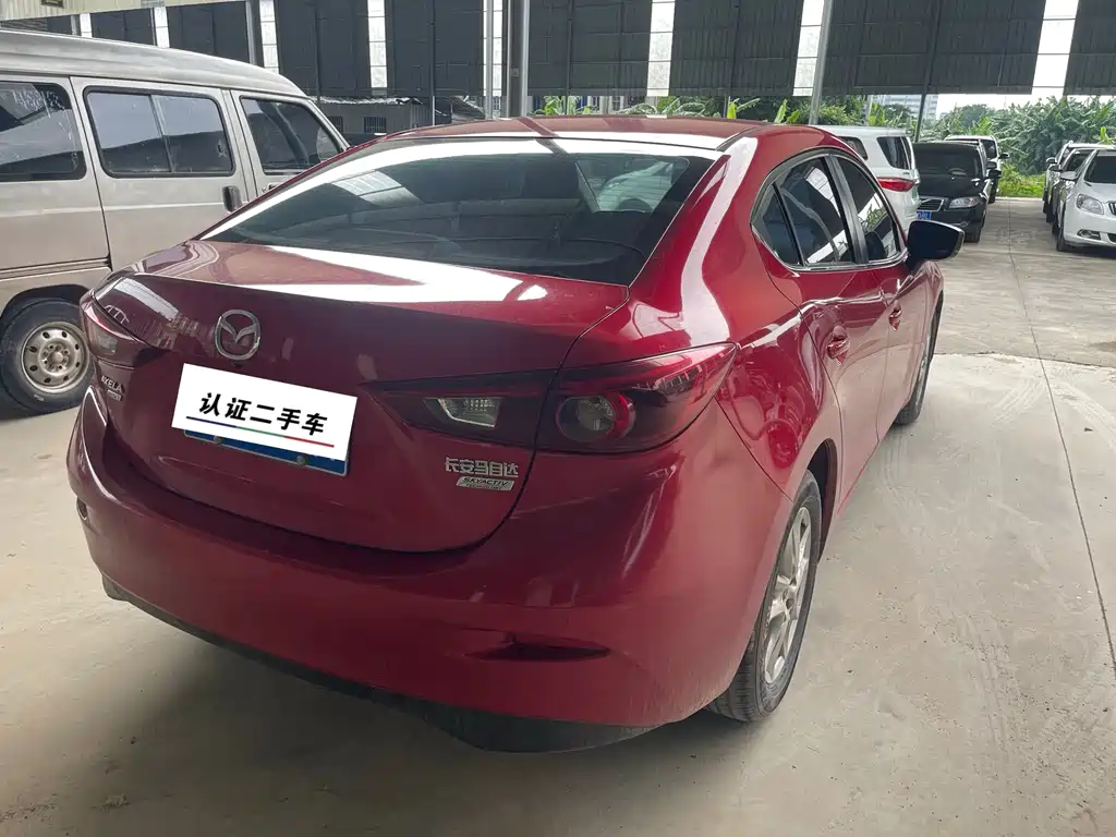 Mazda 3 Atenza 2017 3-door 1.5L automatic luxury model National V