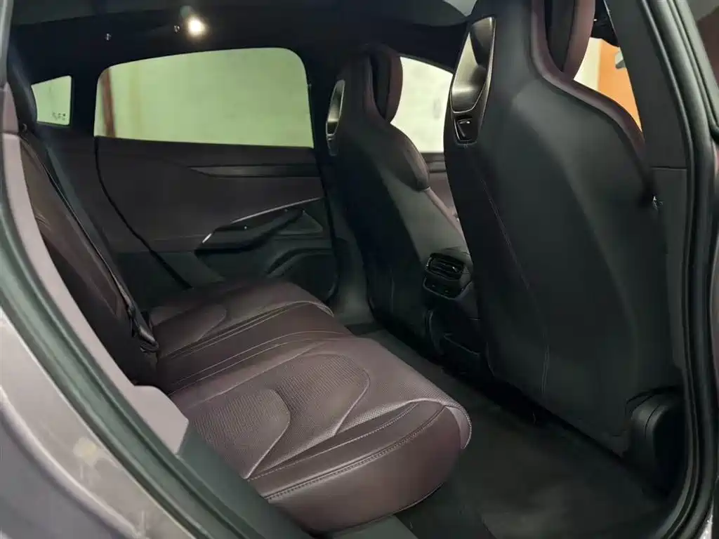Xiaomi SU7 2024 Model Four-Wheel Drive Ultra-Long Range High-End Smart Driving Max Edition