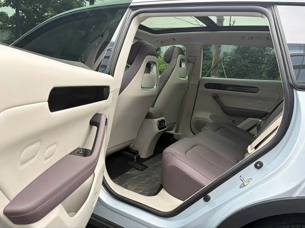 Zero跑 C11 2023 Edition Range-Extended 300 Comfort Edition