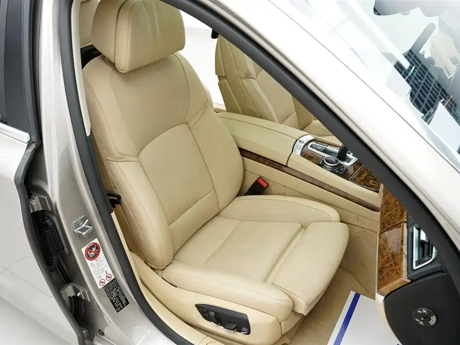 BMW 7 Series 2013 740Li Luxury Edition