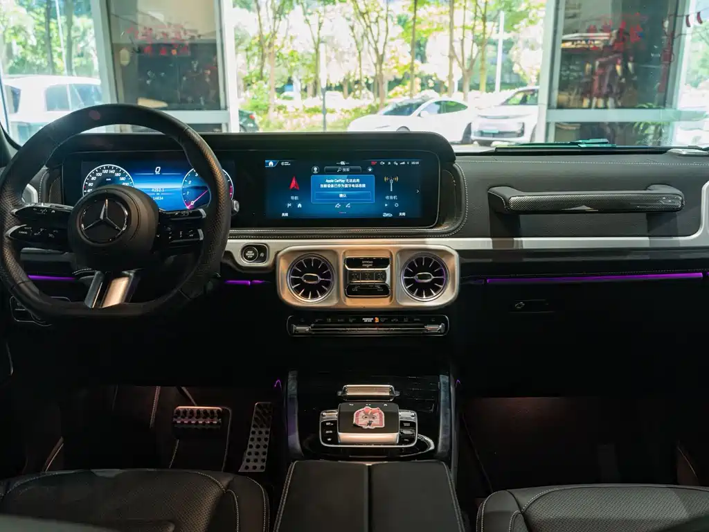 Mercedes-Benz G-Class 2025 G 500