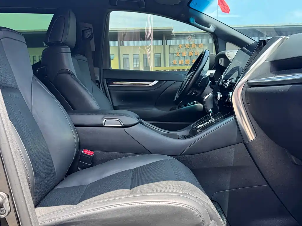 Velfire 2021 Crown Hybrid 2.5L HV Prestige Edition