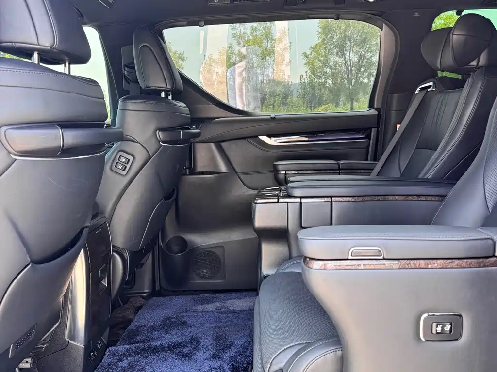 Velfire 2021 Crown Hybrid 2.5L HV Prestige Edition
