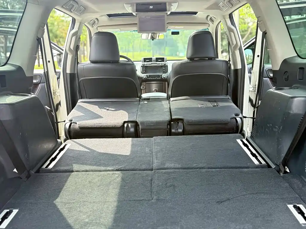Prado 2016 3.5L Automatic TX-L NAVI