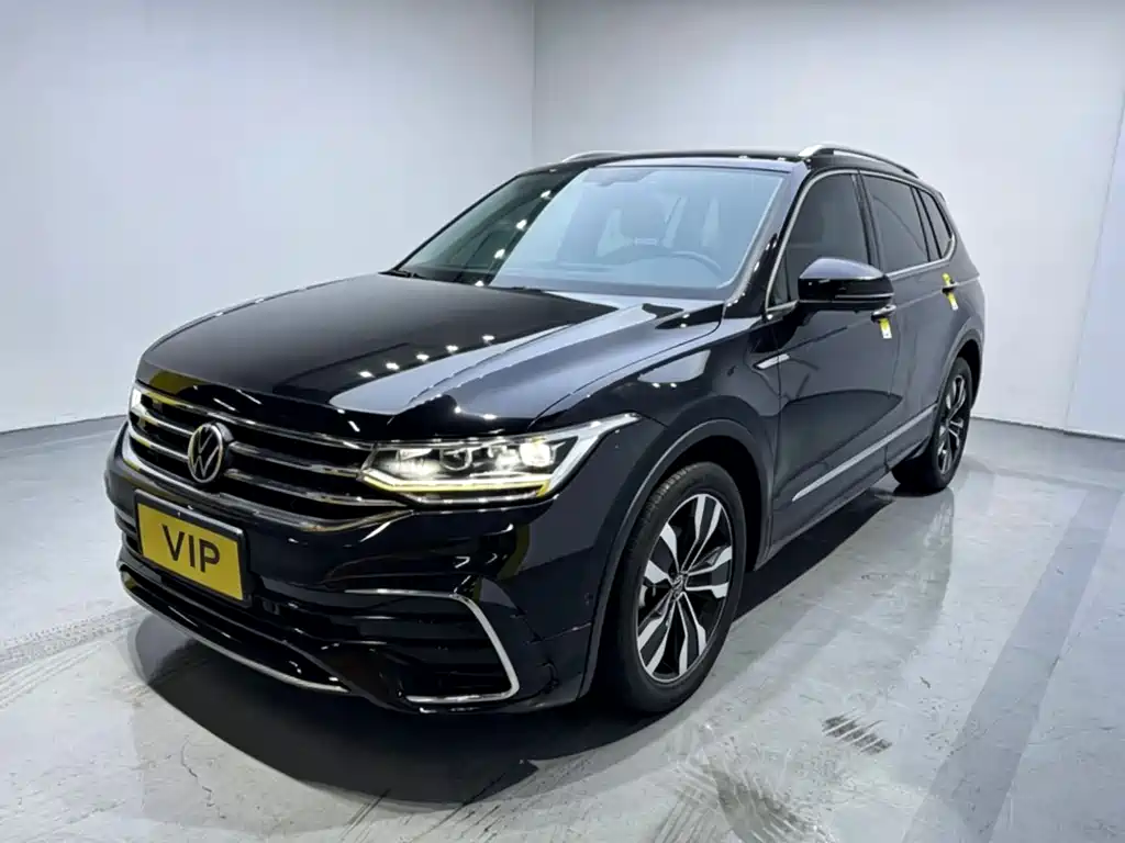 Tiguan L 2022 330 TSI Automatic 2WD R-Line Enjoyment Edition