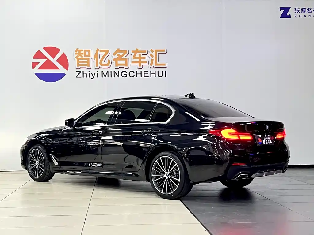 BMW 5 Series 2023 530Li Leading Edition M Sport Package