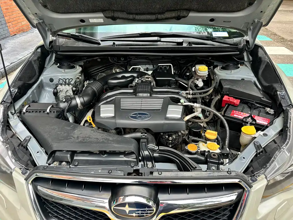 Subaru XV 2014 2.0i Luxury Edition
