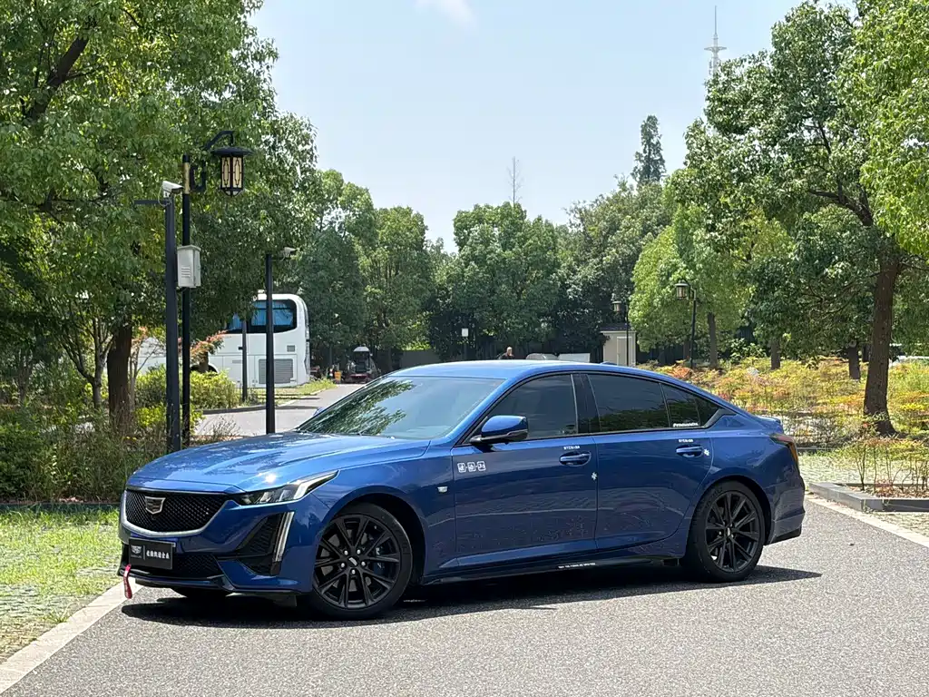 Cadillac CT5 2022 28T Platinum Super Cruise Edition