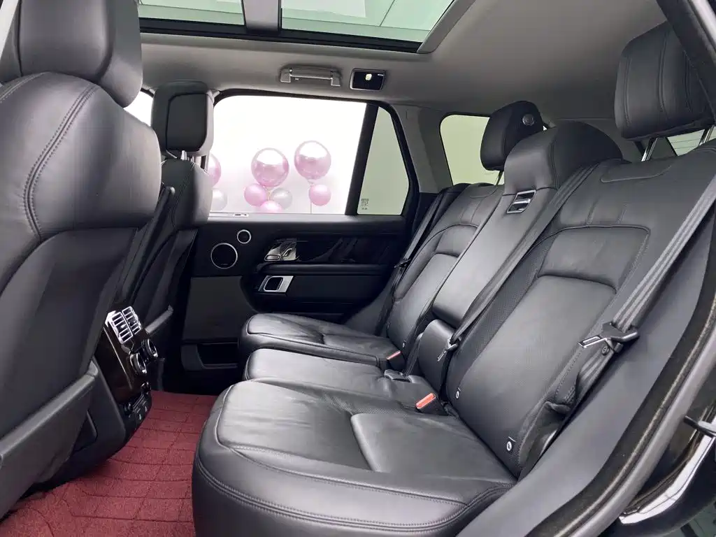 Range Rover 2022 3.0 L6 360PS Classic Edition