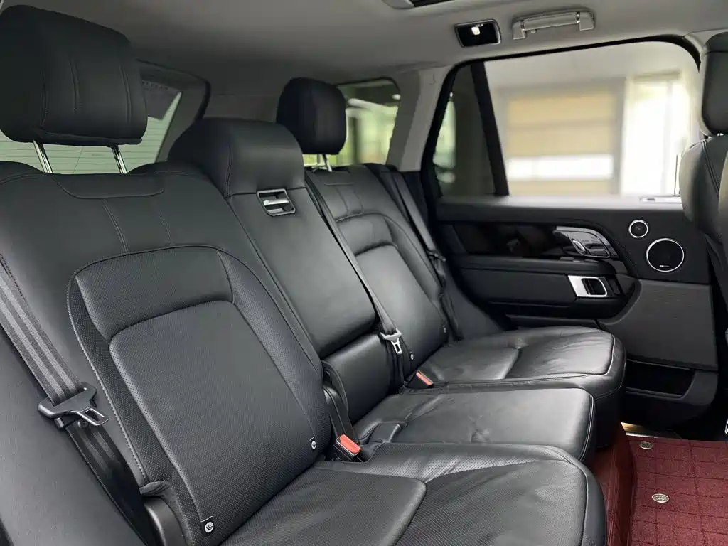 Range Rover 2022 3.0 L6 360PS Classic Edition