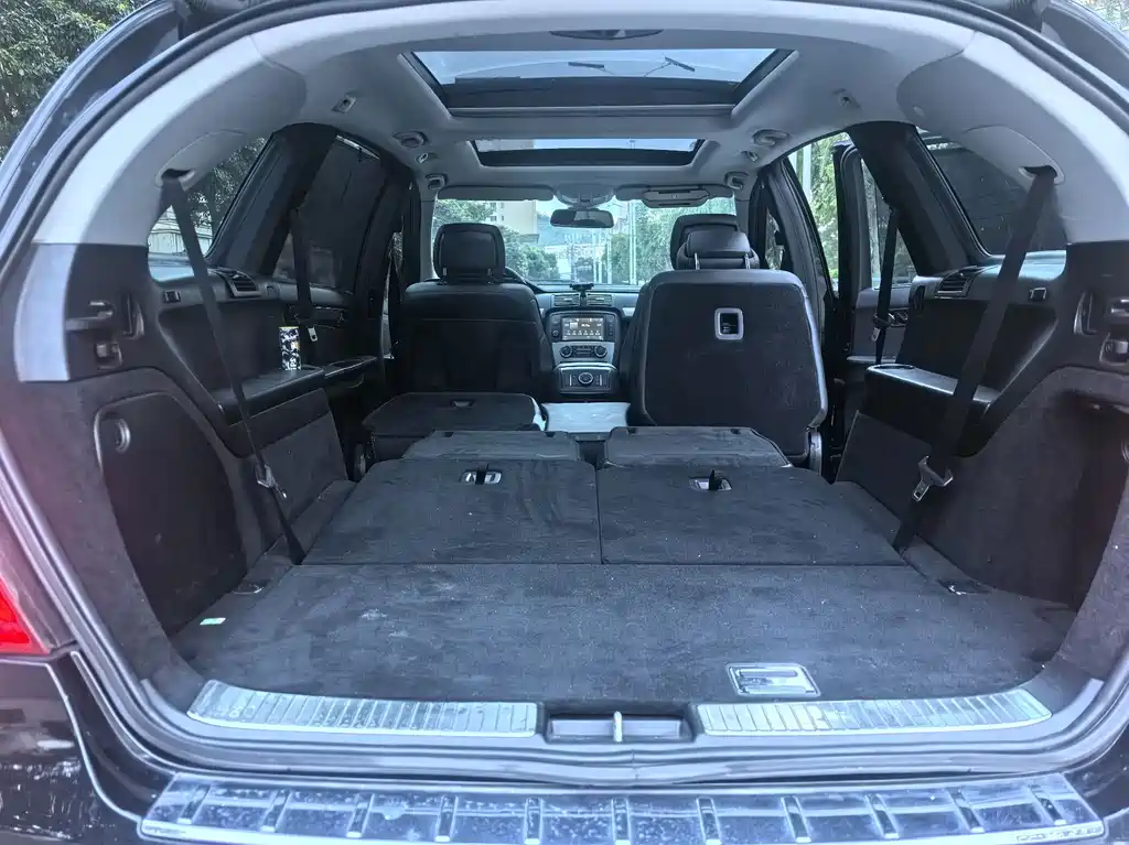 Mercedes R-Class 2015 R 320 4MATIC Luxury Edition