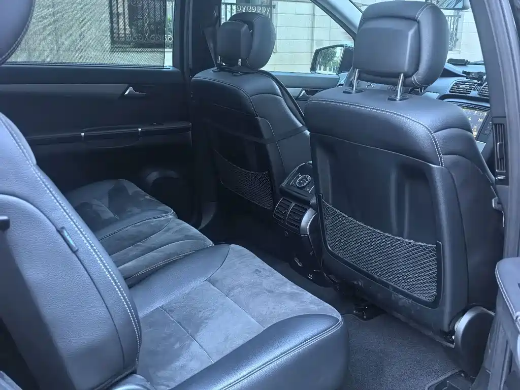 Mercedes R-Class 2015 R 320 4MATIC Luxury Edition
